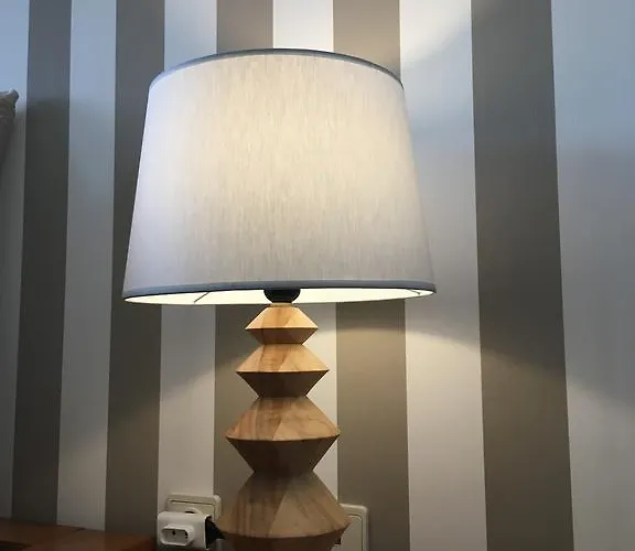 Near The Airport Homestay Moreira (Porto)