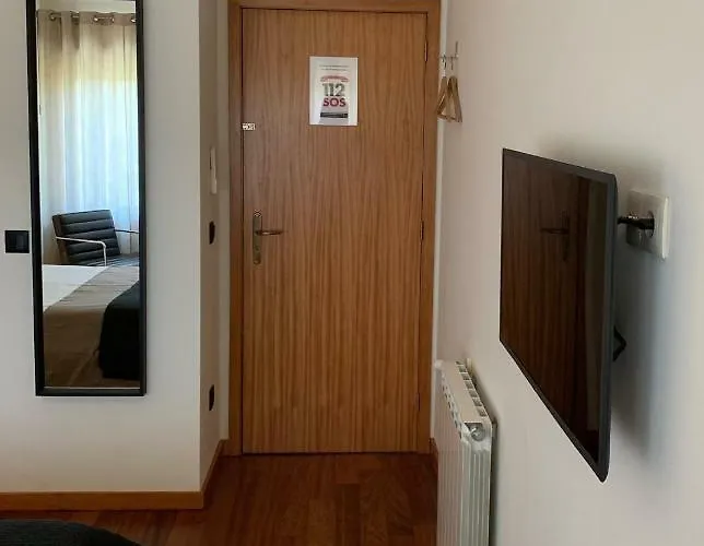 Near The Airport * Moreira (Porto)